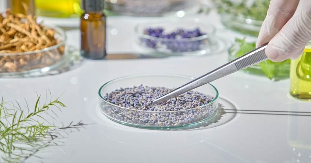 Laboratory measurement of dried herbal botanicals for quality analysis